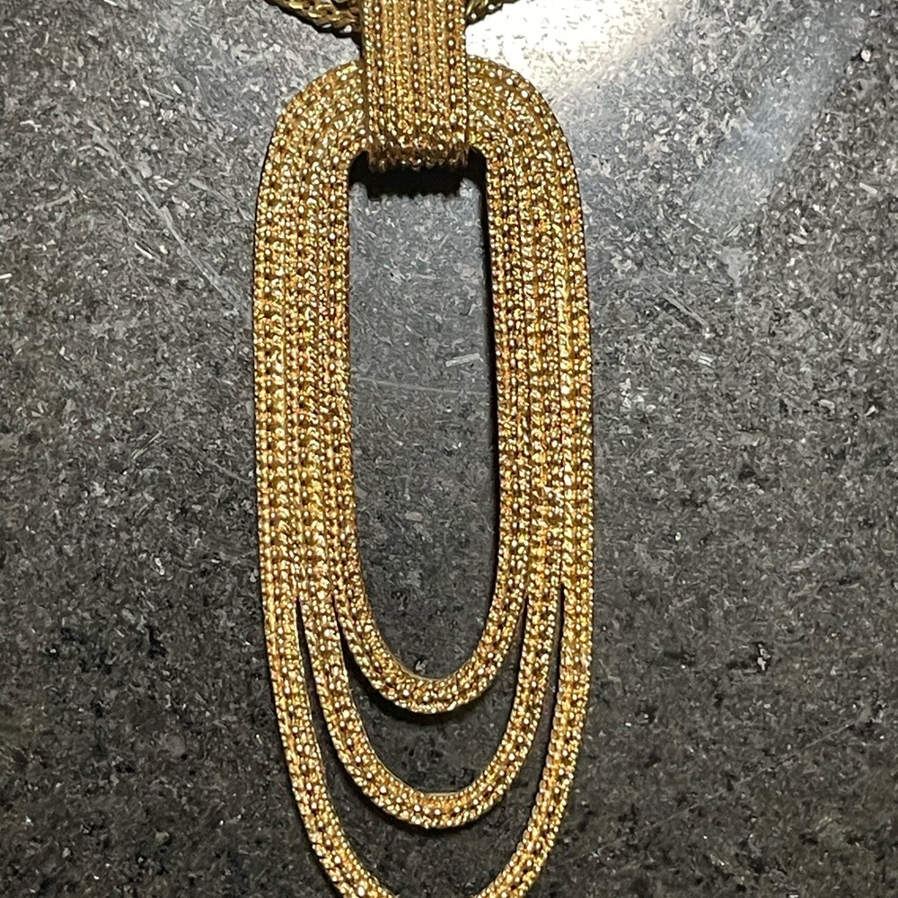 Vintage Monet Elegant Gold colored Necklace